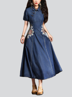 Women's Beautiful Flower Embroidery Lapel Denim Pleated Dress