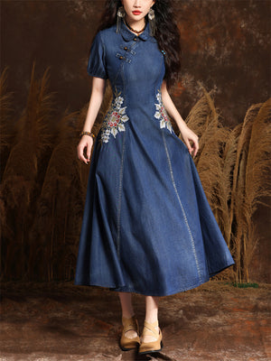 Women's Beautiful Flower Embroidery Lapel Denim Pleated Dress