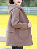 Middle-aged and Elderly Women's Cosy Faux Lamb Wool Coats